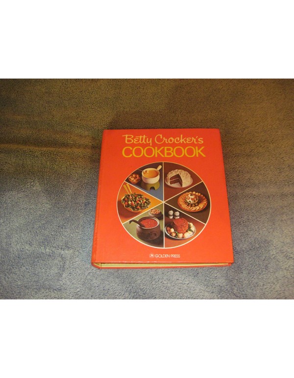 Betty Crocker's Cookbook (5-Ring Binder)